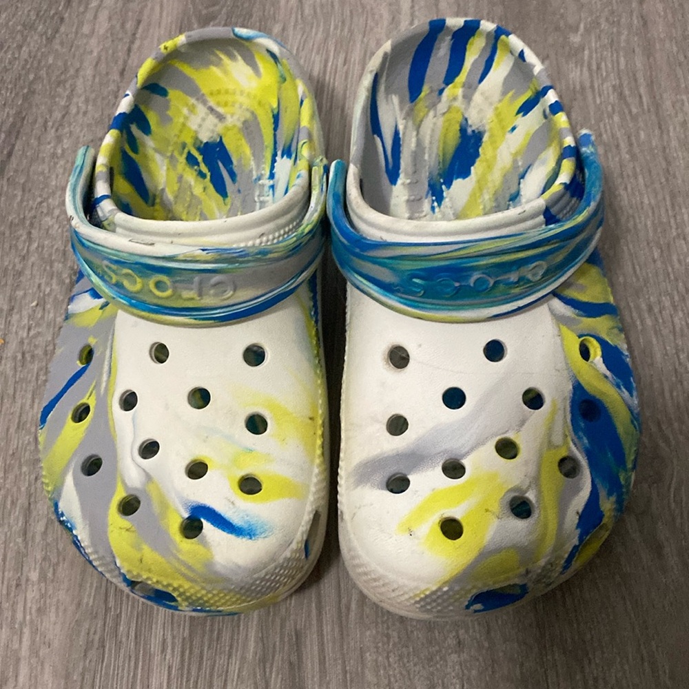 Crocs